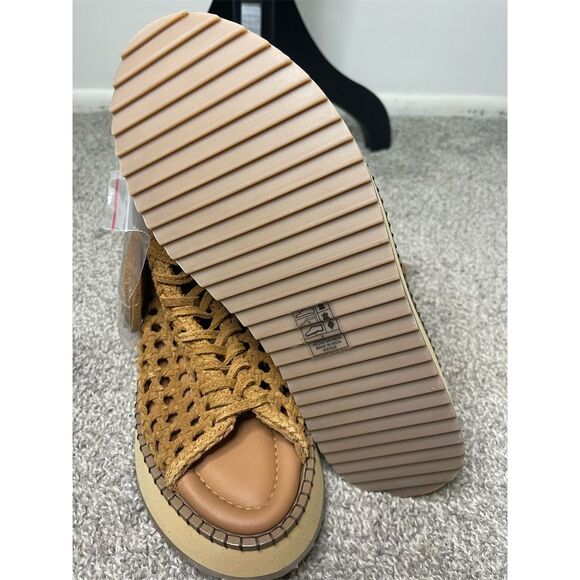 NWOB Free People Luca Lace Up Sandals Size 8 Color Tan $178 SOLD OUT "flaws" - Picture 7 of 11